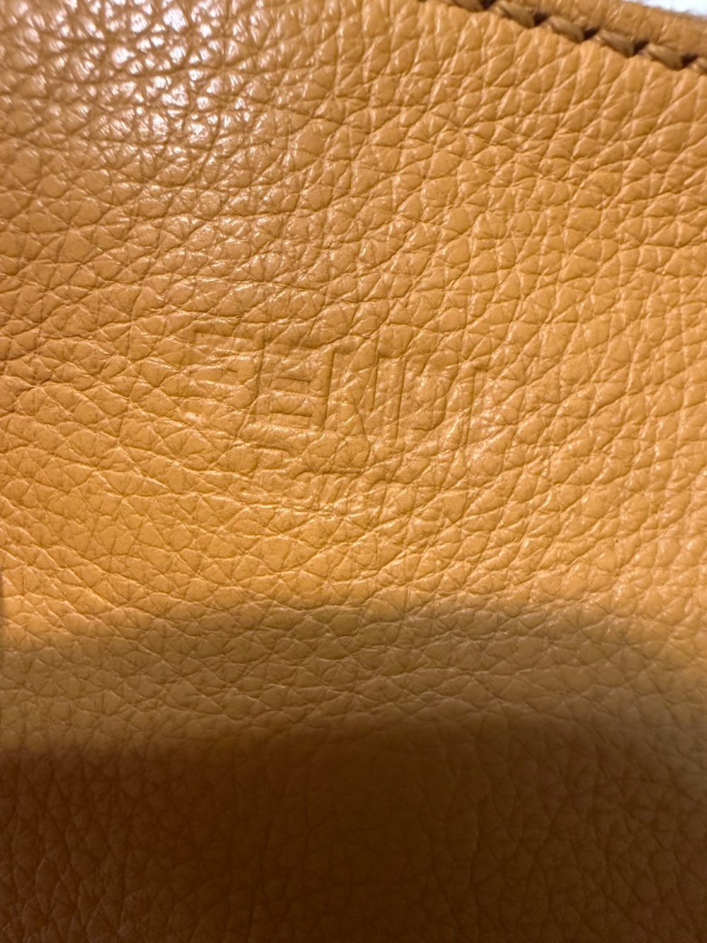 Fendi - Picture 8 of 12